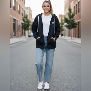 Under Armour Loose Fit Black Fleece Zip-Up Hoodie Cotton - Medium - Oversized